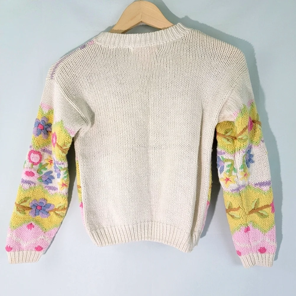 VTG CC Bates Cream Multicolored Floral Girls Sweater Sz L/6X Cottagecore Cute